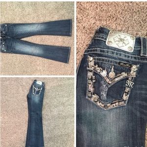 Miss me boot cut jeans size 26. Like new